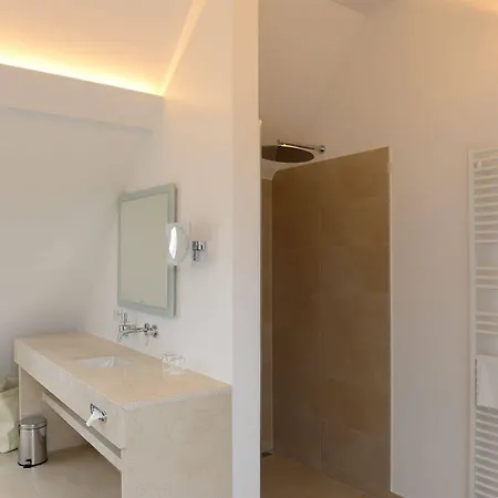 Hotel Frederics Olympiapark Munich