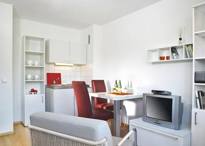 Frederics Olympiapark Hotel Munich